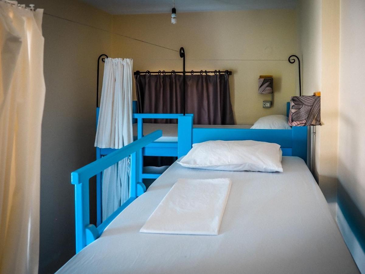 Sun Bakers Hostel Himare Exterior foto