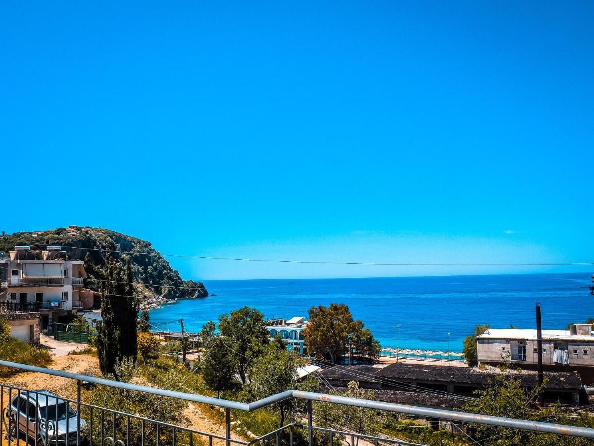 Sun Bakers Hostel Himare Exterior foto