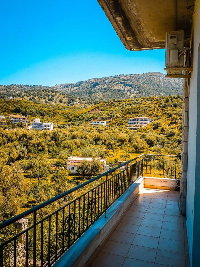 Sun Bakers Hostel Himare Exterior foto